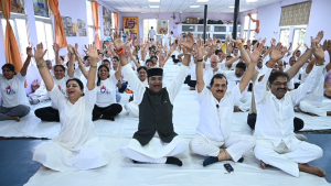 भोपाल योगमय: हजारों युवाओं ने किया सामूहिक योग