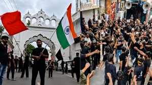 भोपाल में शुरू हुए मुहर्रम के मातमी जुलूस, खामेनेई की तस्वीर और फिलिस्तीन-ईरान पोस्टर देखे गए