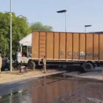 ट्रक ने वन विभाग की चौकी में मारी टक्कर, वनरक्षक गंभीर घायल