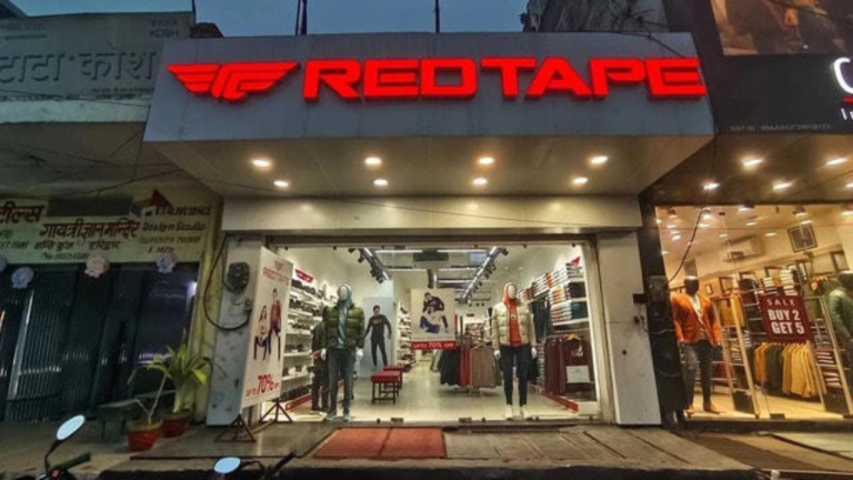 रोहतक में कैरी बैग के 10 रुपये पड़े भारी, रेड टेप कंपनी को 8 हजार रुपये मुआवजा देने का आदेश