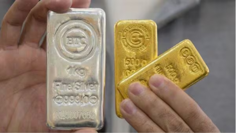 सोने-चांदी के भाव में मिलाजुला रुख, MCX पर सोना चढ़ा चांदी गिरी