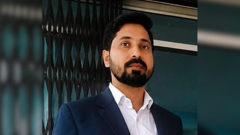 यूपी के रहने वाले इनकम टैक्स अफसर की कटनी में संदिग्ध मौत