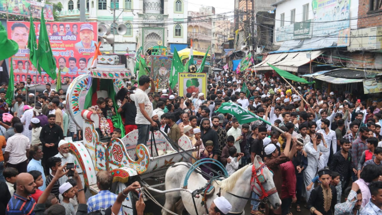 भोपाल में ईद मिलादुन्नबी पर निकले दो विशाल जुलूस, अशोका गार्डन-मंगलवारा से गूंजा भाईचारे का पैगाम