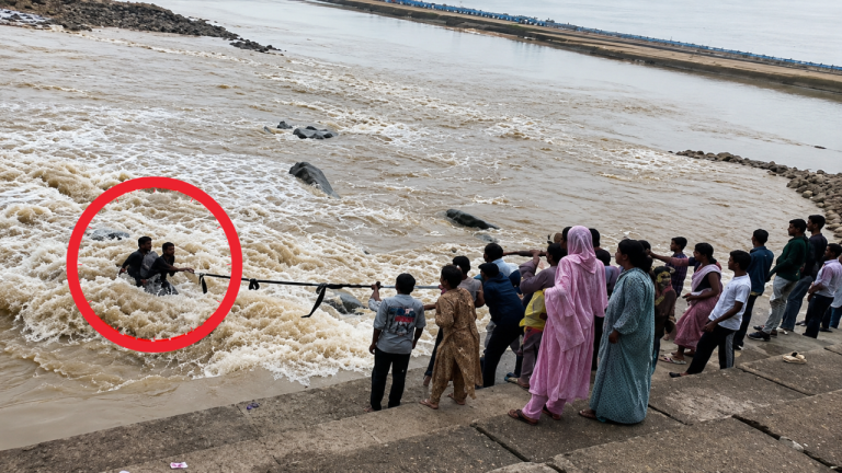 देश के कई राज्यों में मानसून का कहर जारी, यूपी-झारखंड में 17 जानें गईं