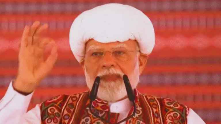 ‘आलू से सोना’ वाली बात पर पीएम मोदी का जोरदार प्रहार, बनासकांठा में गूंजा संदेश