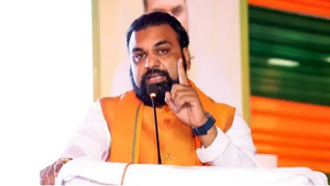 ‘मोदी क्या, बाप भी जाएगा’ खड़गे के बयान पर सियासी भूचाल, सम्राट की माफी मांग