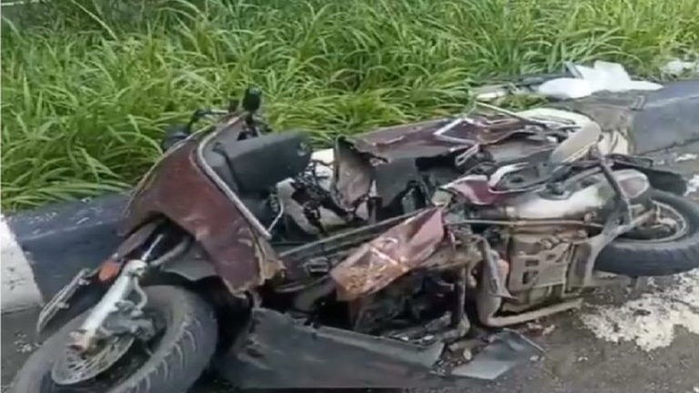 केरलम: बिना अनुमति निकाली मर्सिडीज, जज के बेटे ने मारी टक्कर, स्कूटर सवार की जान गई