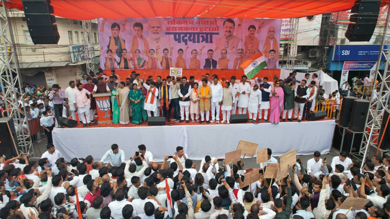 इंदौर में भाजपा की गूंज: ‘लोकतंत्र बचाओ’ पदयात्रा में मांडविया-CM यादव का दमदार साथ  